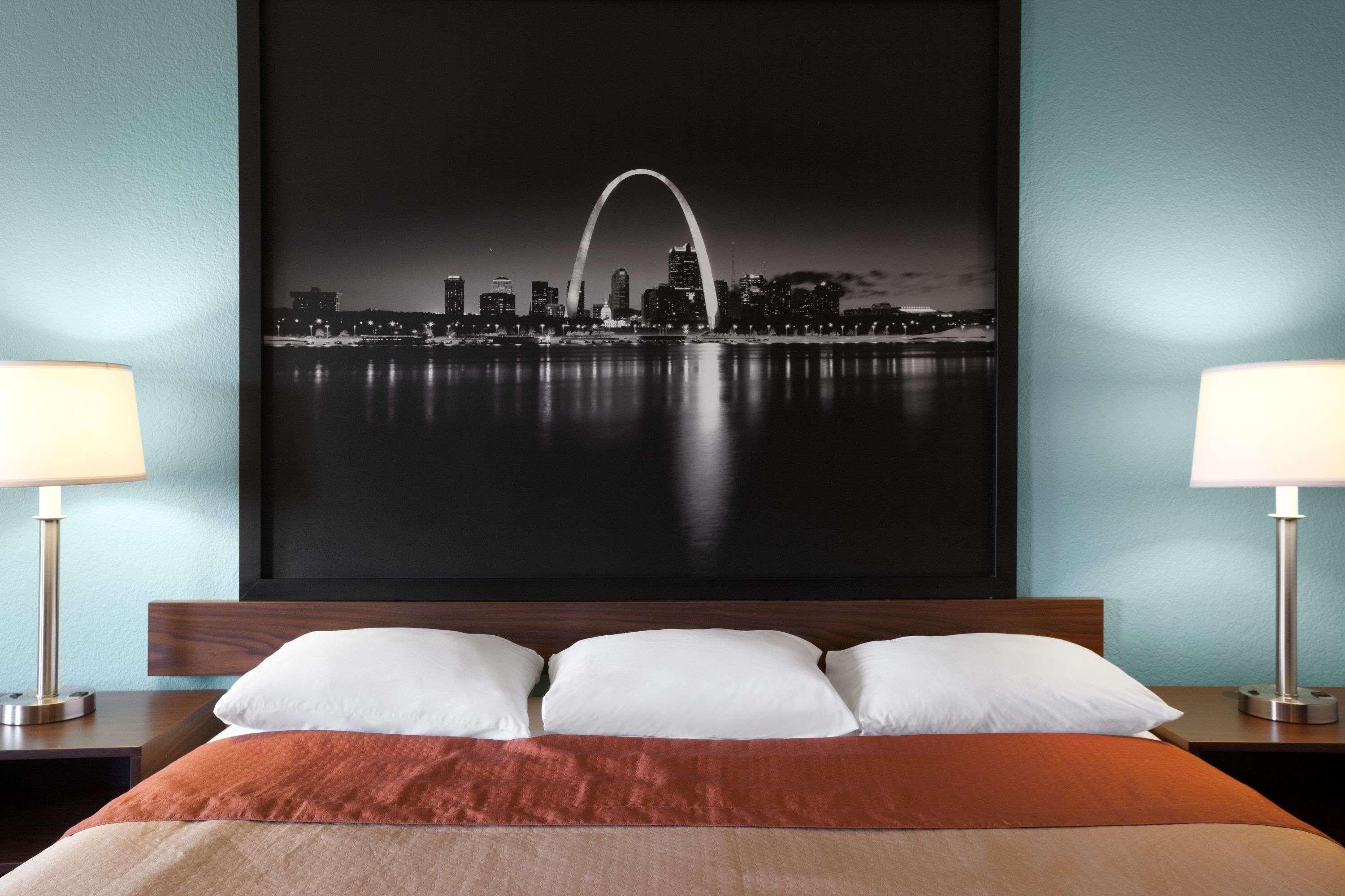 Super 8 By Wyndham Fairview Heights-st. Louis Motel 2*