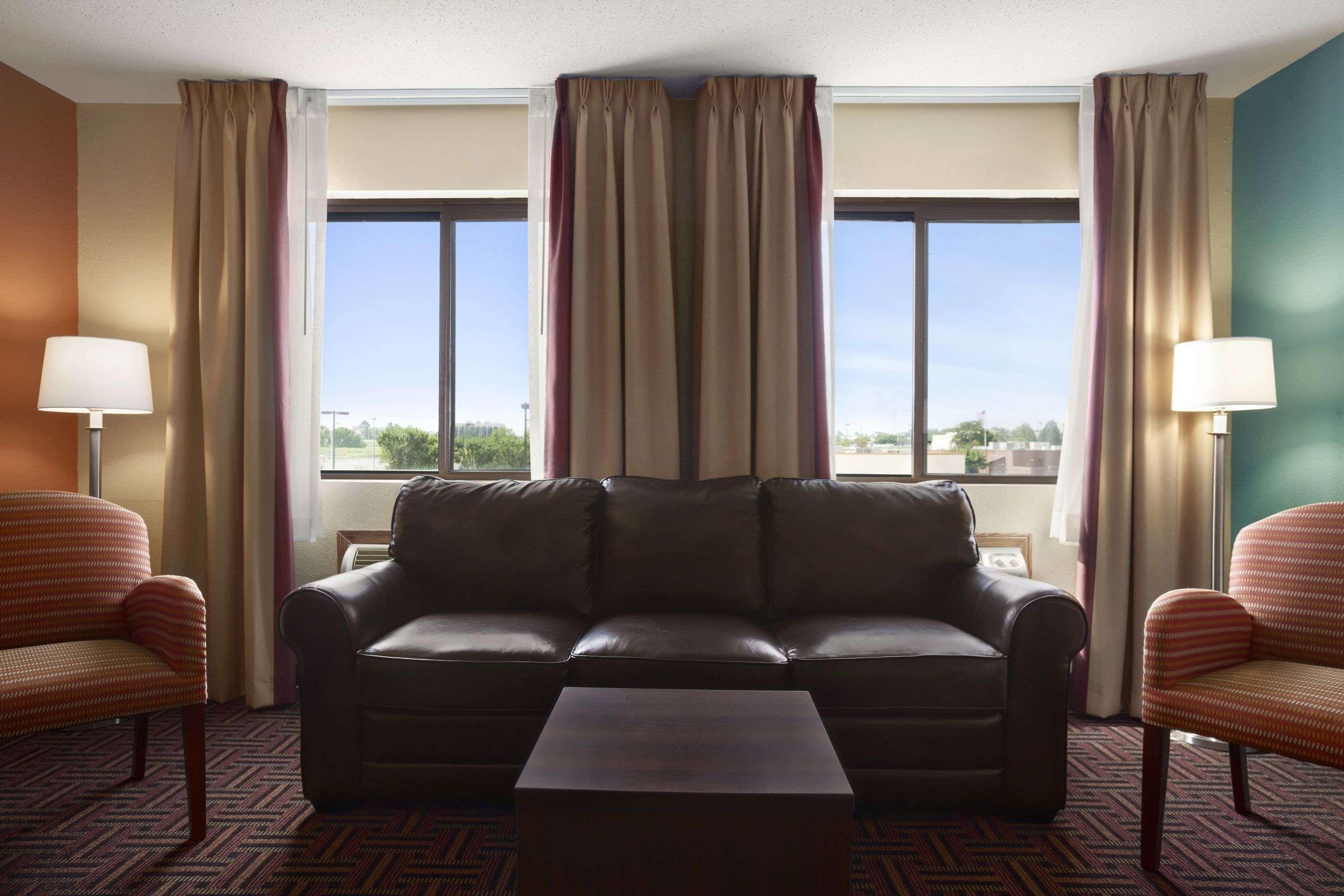 Super 8 By Wyndham Fairview Heights-st. Louis Motel Fairview Heights