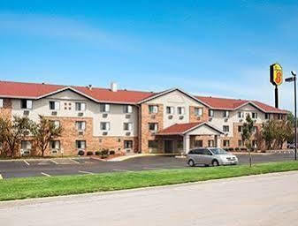 Super 8 By Wyndham Fairview Heights-st. Louis Motel Fairview Heights